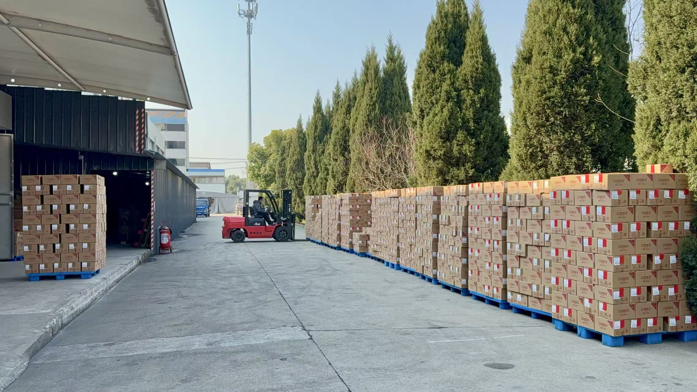 出荷・積込エリア